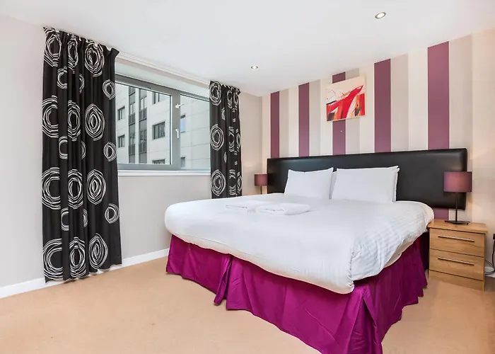 Hot-El-Apartments Edinburgh Waterfront